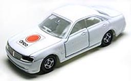 TOMICA NIISSAN CEDRIC 001-01.JPG